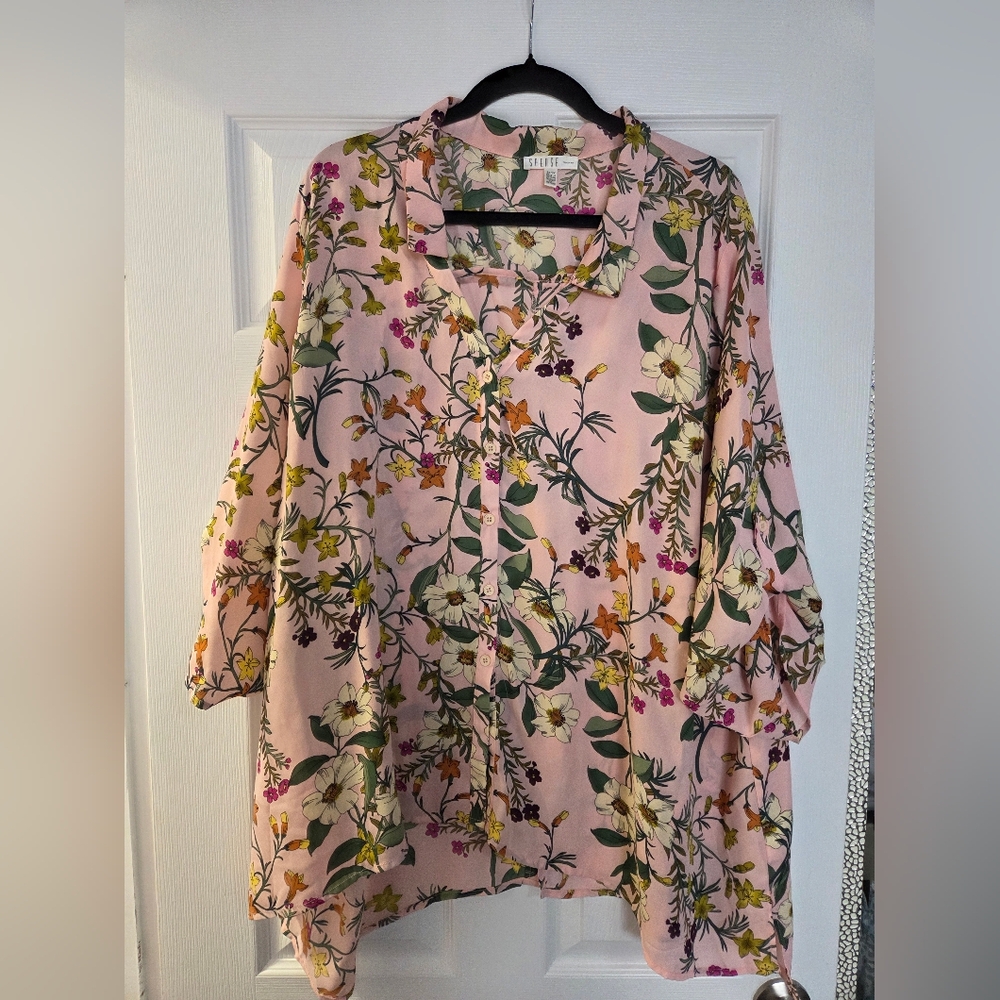 Spense Pink Floral Button-Up Blouse